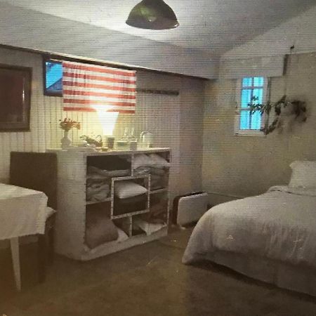 Habitacion Privada Barrio Uno Езейза Екстериор снимка